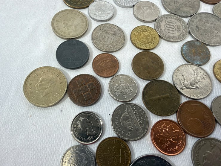 #40131-•-bag-of-misc-foreign-coins-image-4
