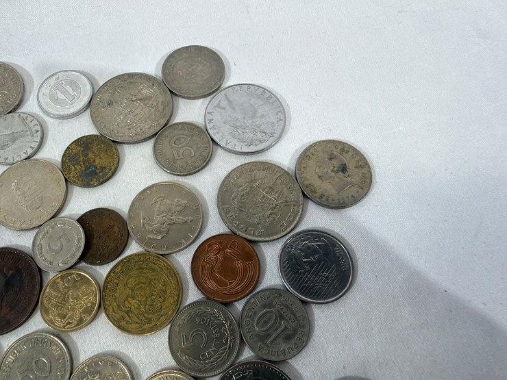 #40149-•-bag-of-foreign-coins-image-16