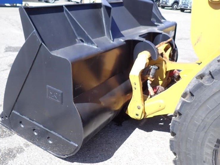 2023-caterpillar-930m-image-8