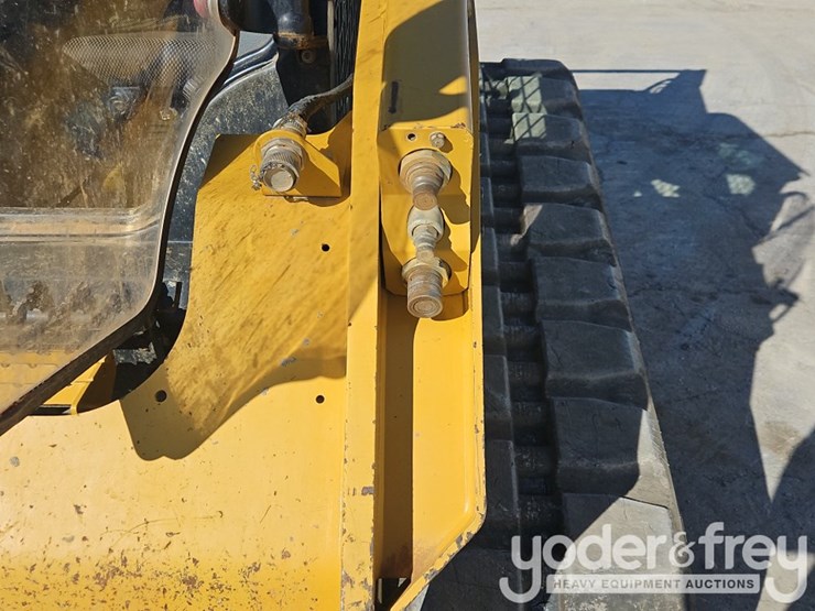 2022-caterpillar-289d3-image-14