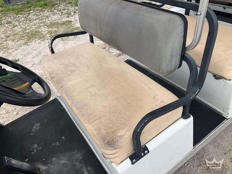 2020-club-car-villager-6-image-11