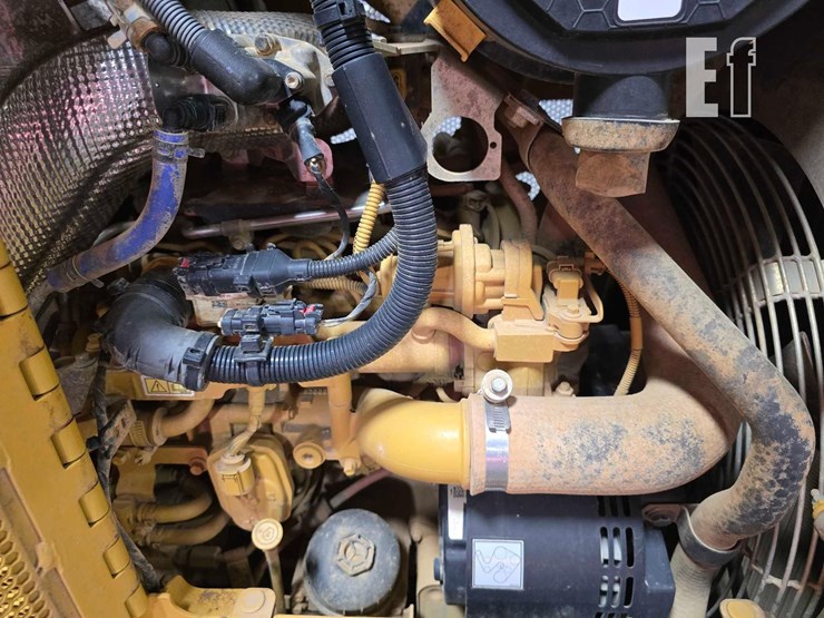 2021-caterpillar-d3-image-38