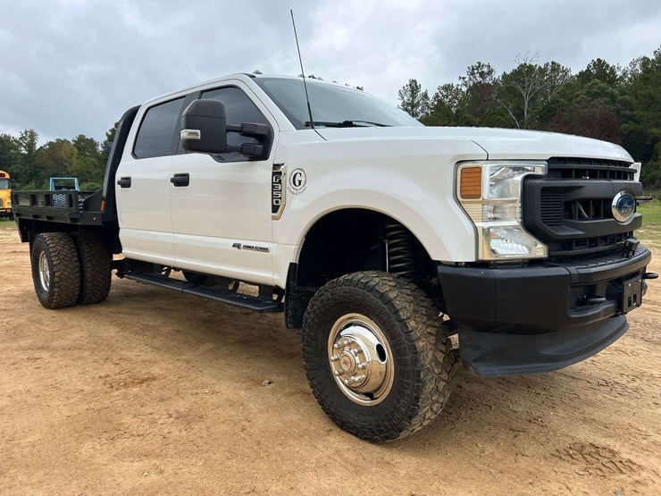 2022-ford-f350-image-4