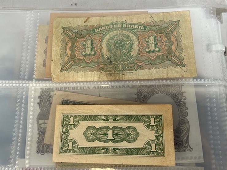 #40308-•-foreign-currency-bank-notes-image-132