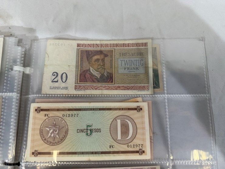 #40310-•-foreign-currency-bank-notes-image-164