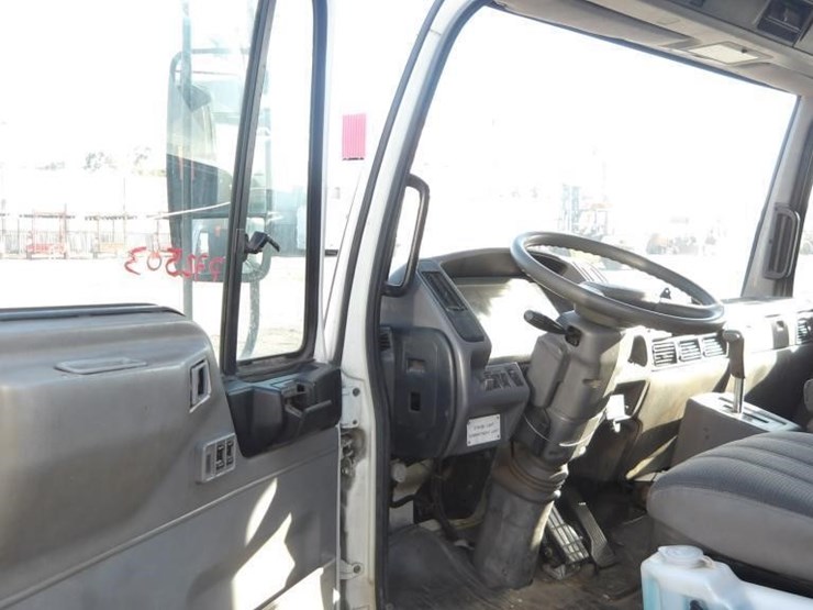2000-hino-fb1817-image-13