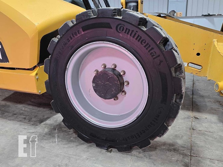 2018-caterpillar-tl1255d-image-25