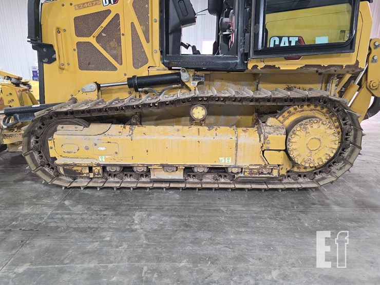 2022-caterpillar-d1-image-22