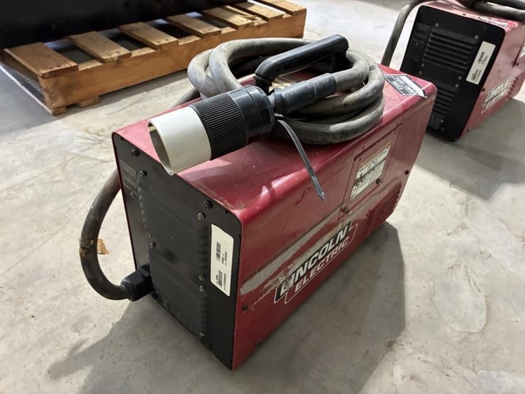 lincoln-electric-v276-inverter-welder-image-3