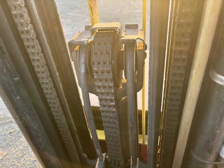 hyster-e40hsd2-21-forklift-image-14