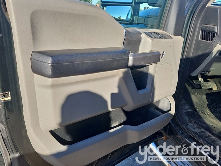 2018-ford-f250-image-14