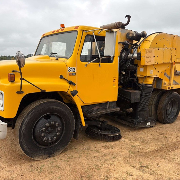 1989 TYMCO 600
