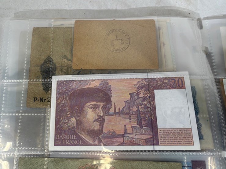 #40311-•-foreign-currency-bank-notes-image-138