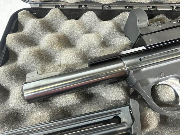 #30-•-ruger-22/45-mark-iii-pistol-image-5