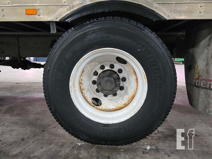 2011-international-durastar-4300-image-22