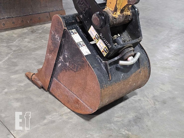 2021-caterpillar-307.5-image-12