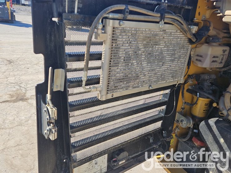 2022-caterpillar-289d3-image-29