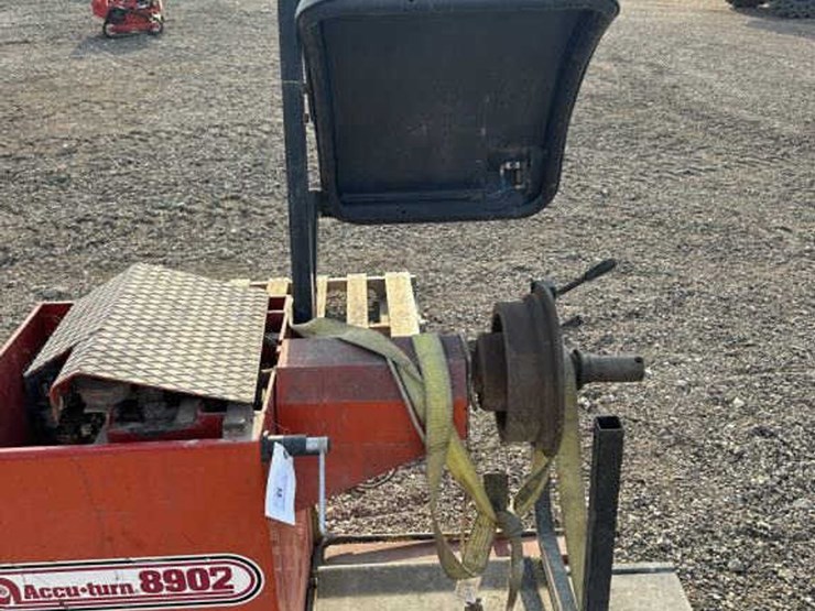 #58-•-accu---turn-8902-tire-balancer-image-6