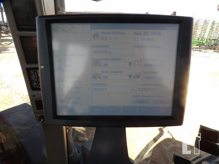 2014-case-ih-magnum-290-image-35