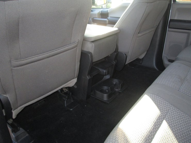 2017-ford-f150-image-21