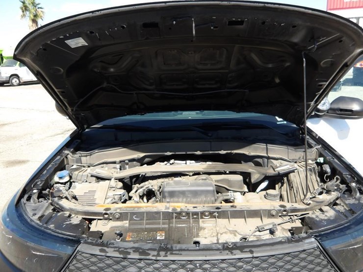 2020-ford-explorer-image-9