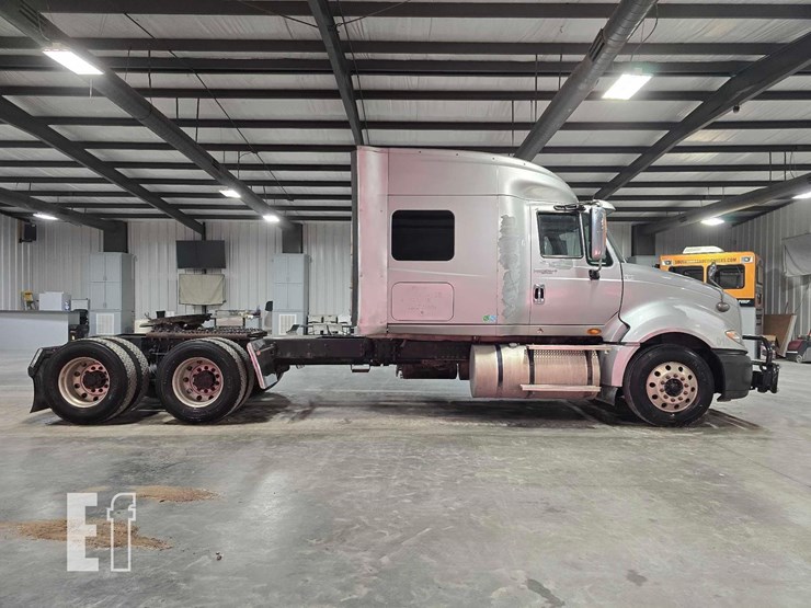 2013-international-prostar-image-6