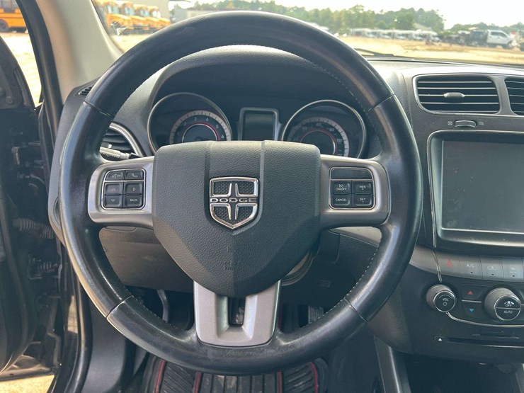 2018-dodge-journey-image-12