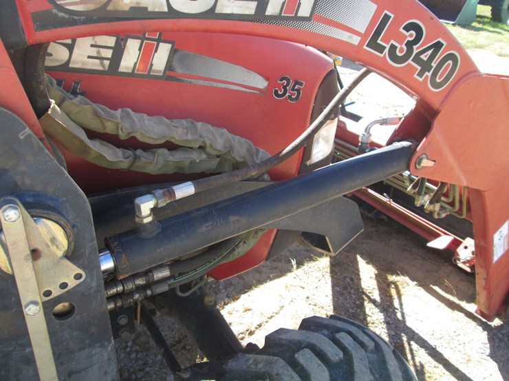 case-ih-35-image-15