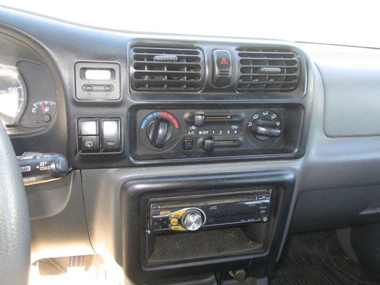 2001-isuzu-rodeo-image-32