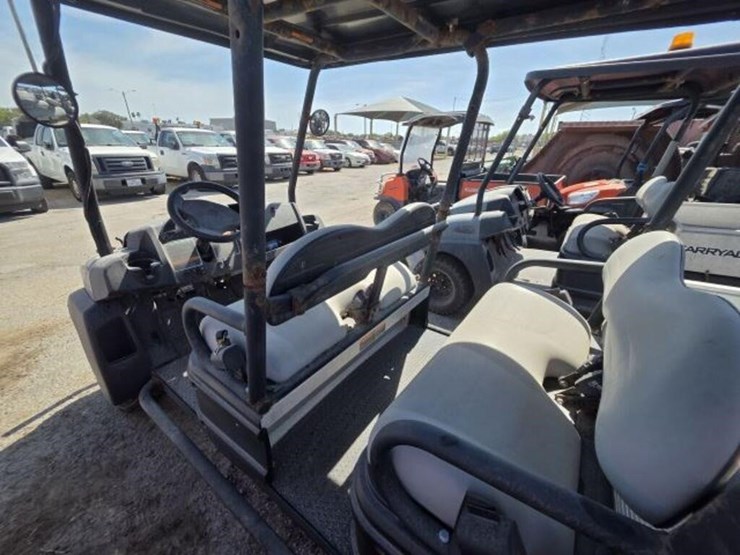 2023-club-car-carryall-1700-image-5