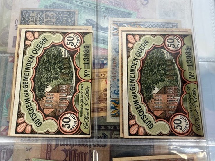 #40310-•-foreign-currency-bank-notes-image-35