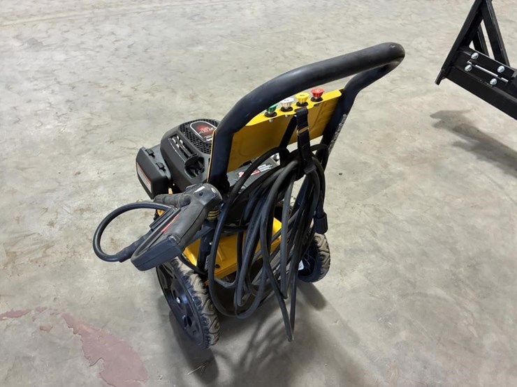 dewalt-3100-psi-pressure-washer-image-4