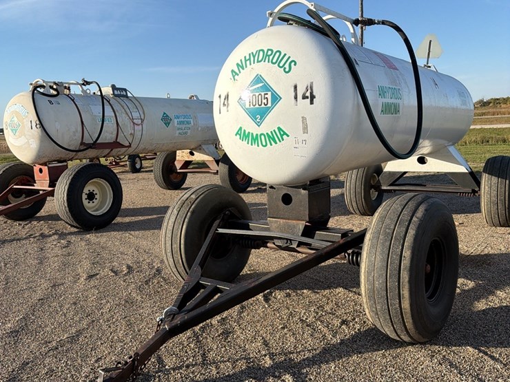11-17-1450-gallon-nh3-tank,-16.5l---16.1-tires-image-5