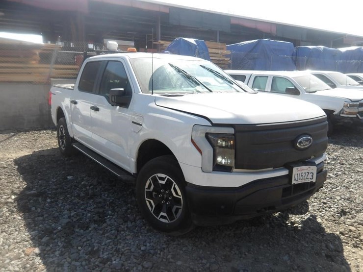 2023-ford-f150-image-2