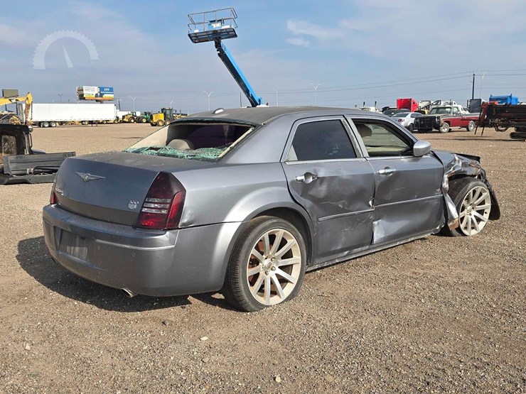 2006-chrysler-300c-image-3