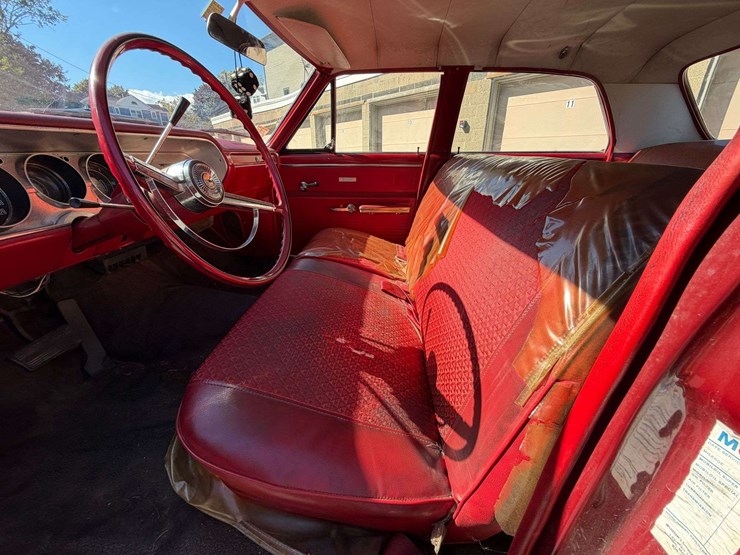 1965-chevrolet-chevelle-300-deluxe-4-door-sedan-(33,434-miles)-image-9