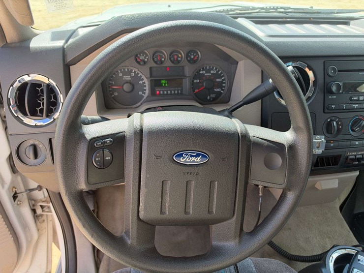 2008-ford-f550-image-12