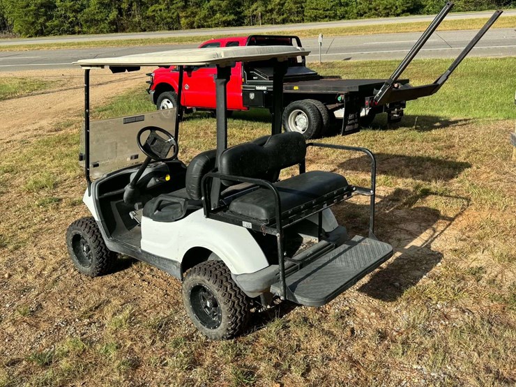 yamaha-4-seater-golf-cart-image-4