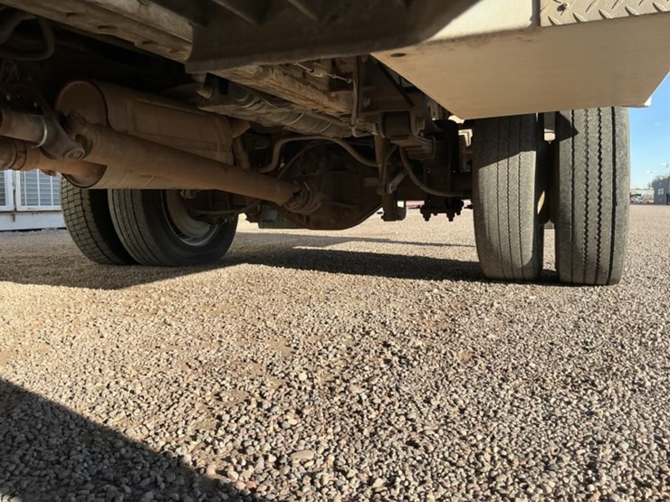 2006-ford-f450-image-28