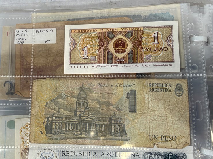 #40307-•-foreign-currency-bank-notes-image-91