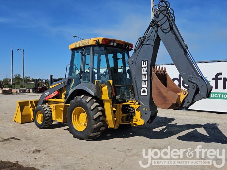 2013-deere-310k-image-4