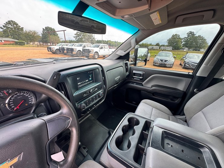 2019-chevrolet-2500-image-13