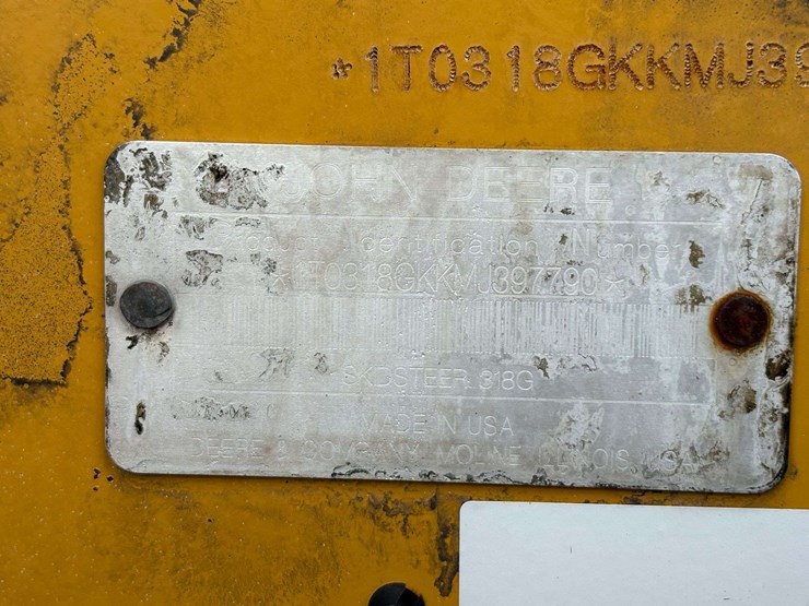 2021-john-deere-318-image-27