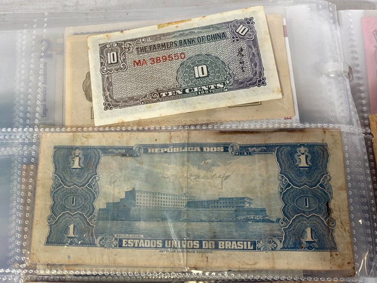 #40307-•-foreign-currency-bank-notes-image-136