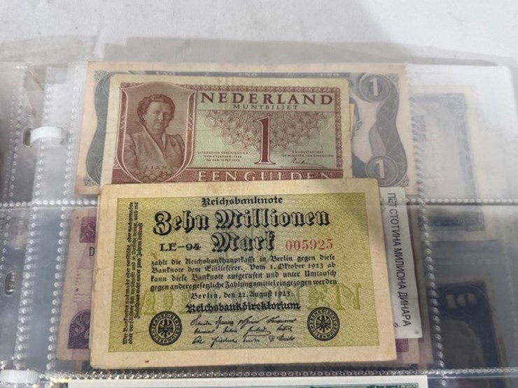 #40308-•-foreign-currency-bank-notes-image-56