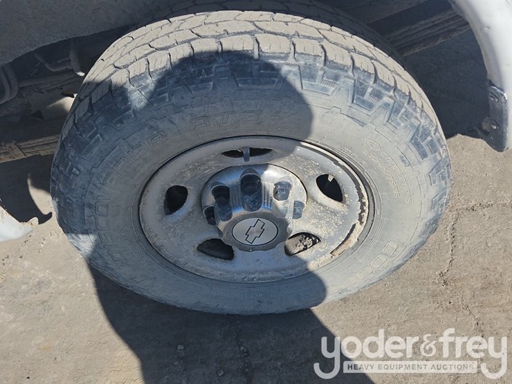 2017-chevrolet-3500-image-6