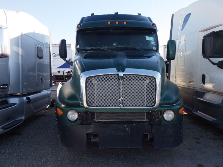 2005-kenworth-t2000-image-4