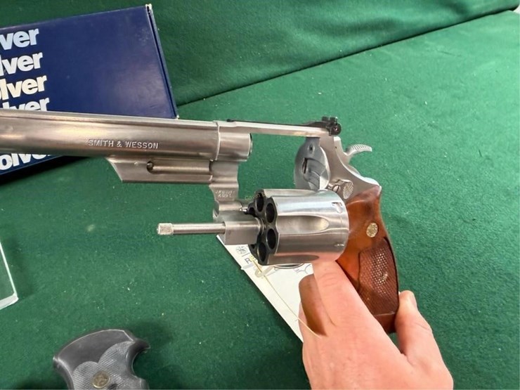 smith-&-wesson-mdl.629-1-44mag-revolver-image-17