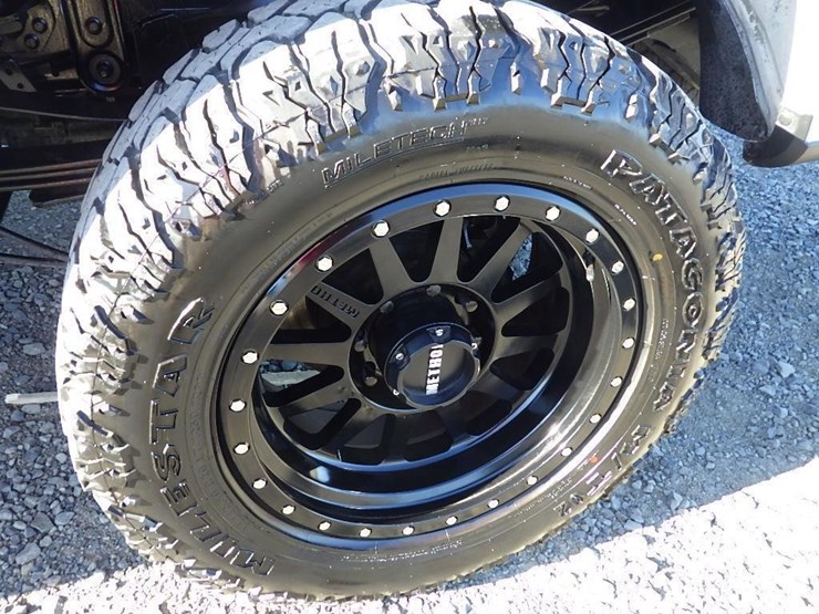 2020-ford-f350-image-14