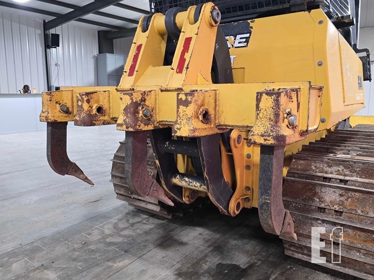 2022-deere-650k-lgp-image-13
